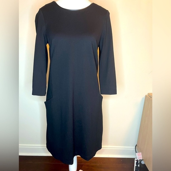 ⭐️ Reitman's black dress with pockets- size small - Picture 13 of 13